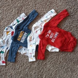 Newborn Dinosaur four-piece long sleeve onesie set